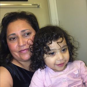 Meet your Posher, Eva